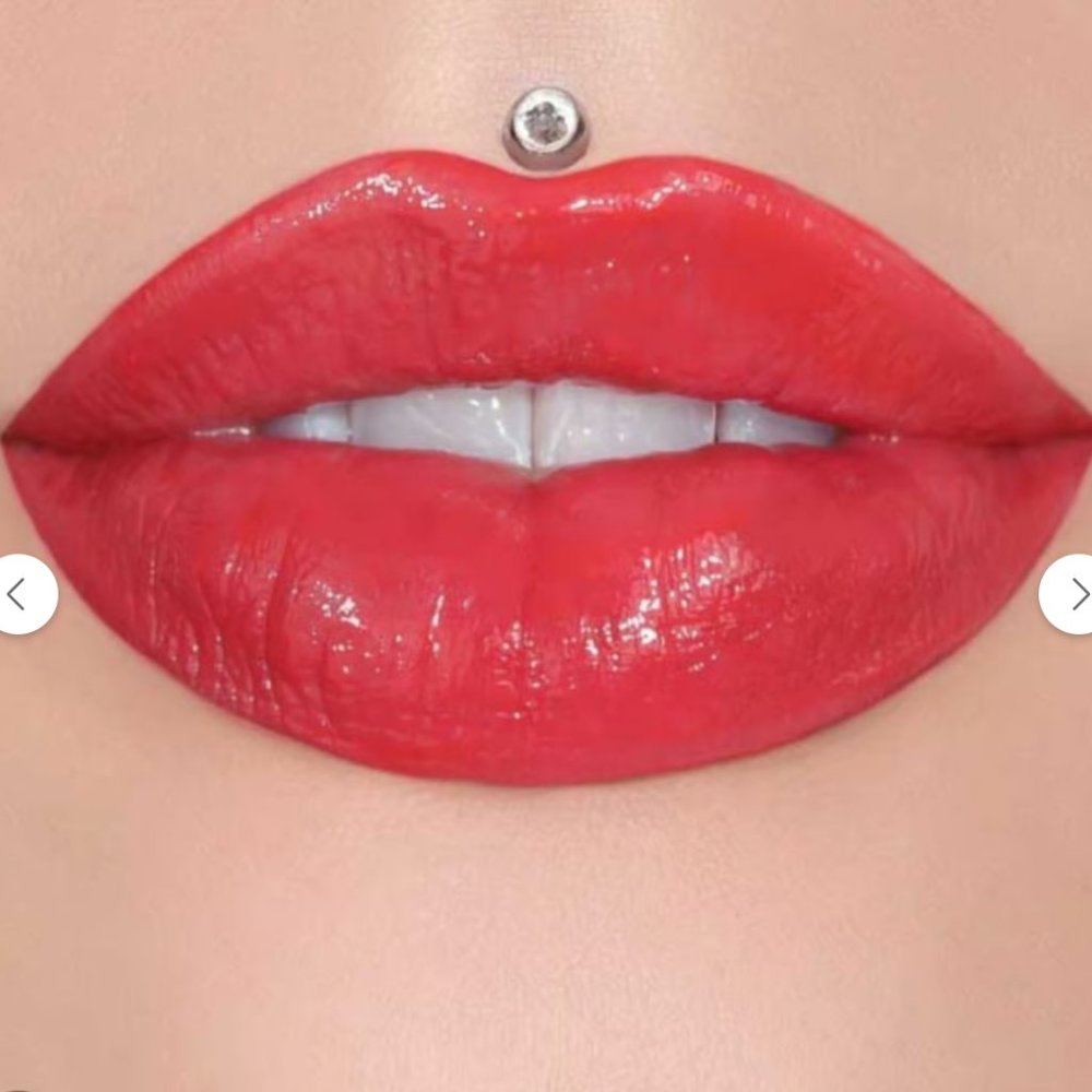 Jeffree Star Supreme Gloss (Devil Horns - Red)